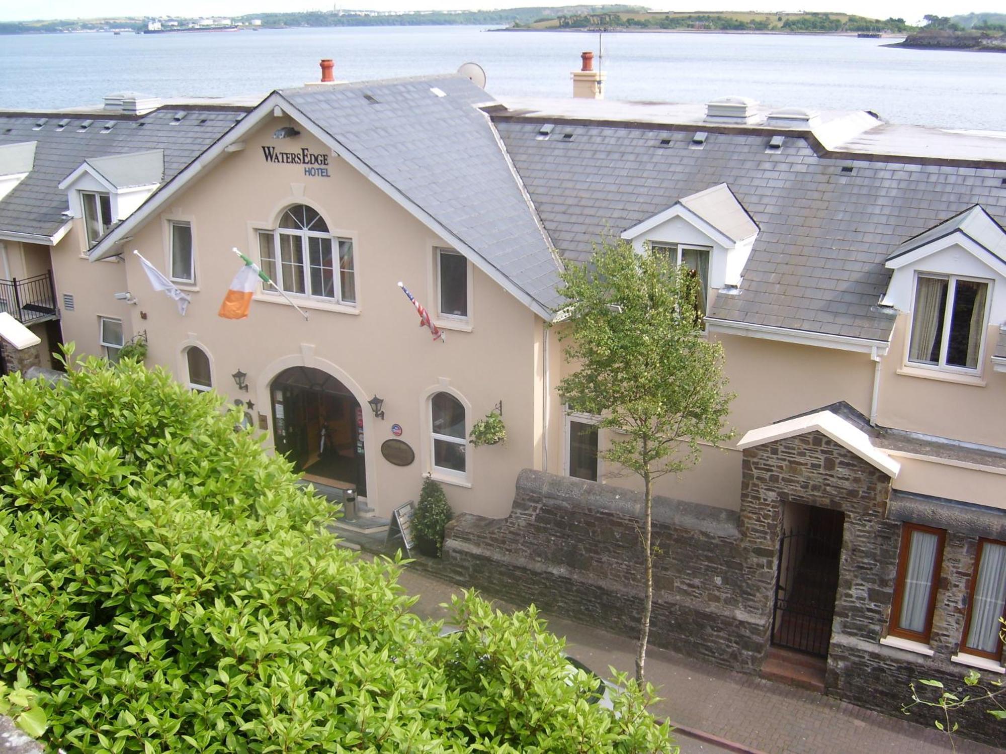 Watersedge Hotel Cobh Exterior foto